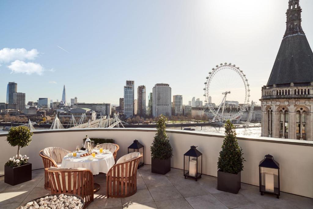 Corinthia hotel london views