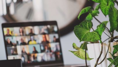 How to run (and rock) a hybrid meeting