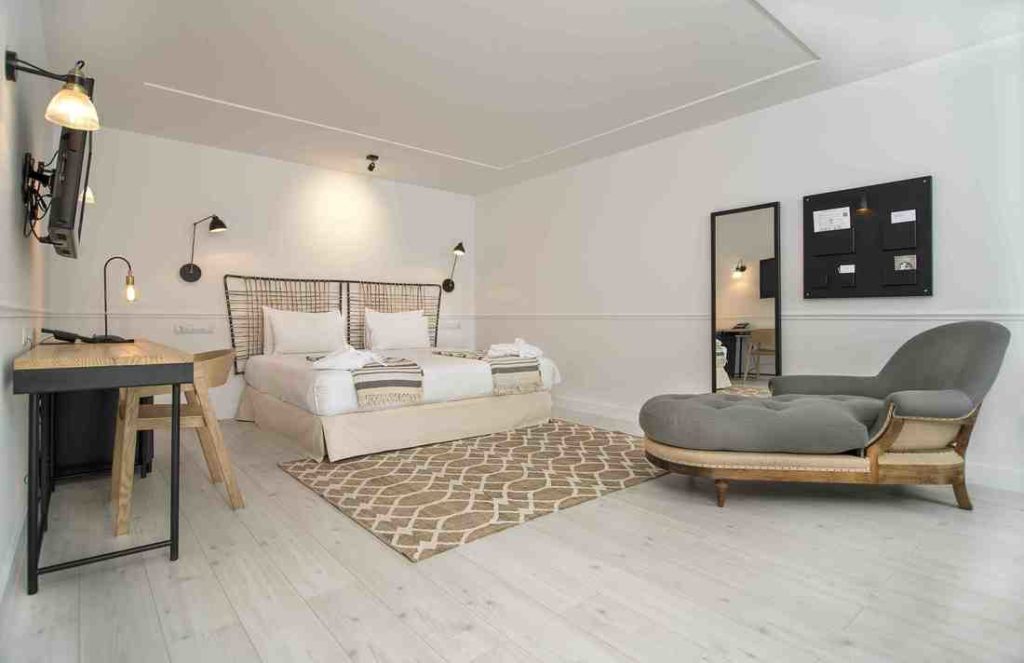 7 islas hotel room