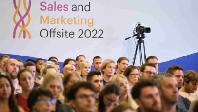 5 tips for a successful team offsite everyone will remember