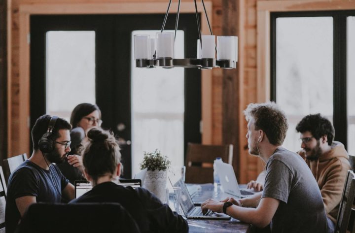 15 tips to run a (really) productive in-person brainstorming session