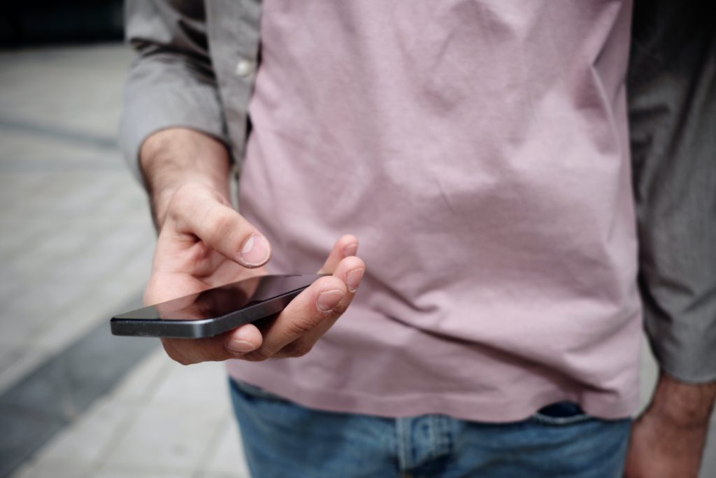 Instant messaging while walking