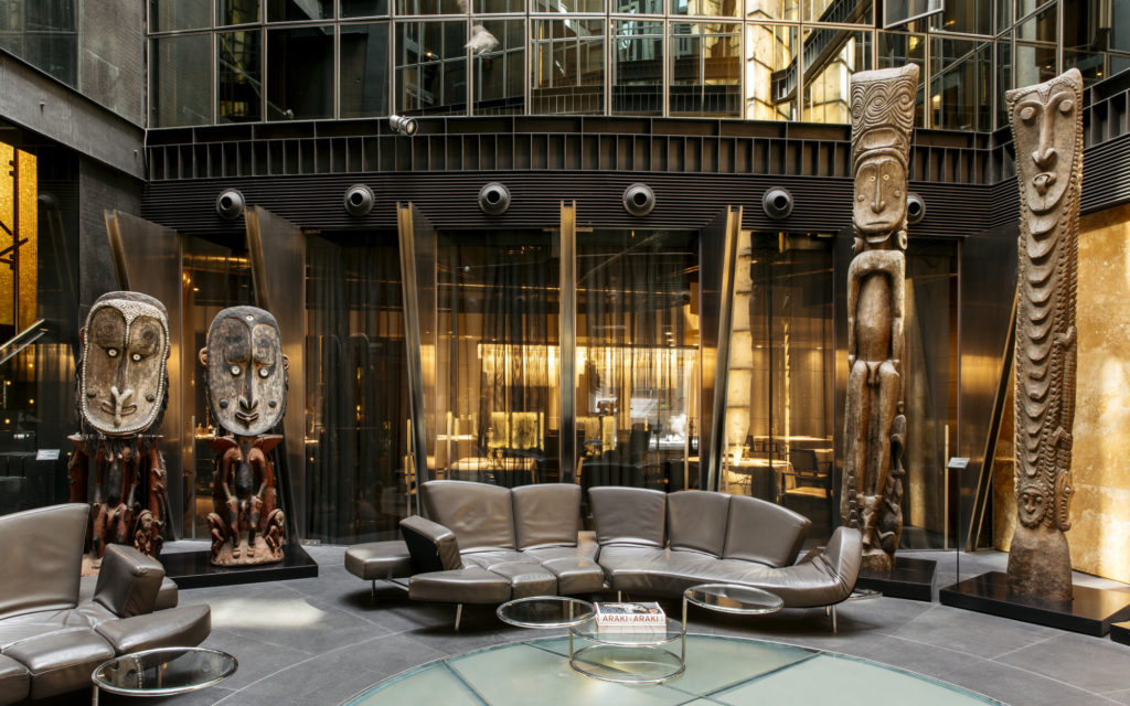 Hotel urban lobby
