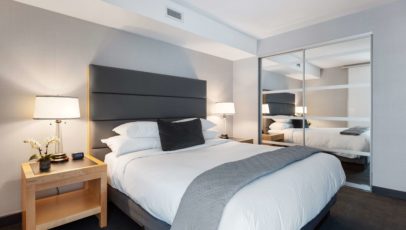Booking hotel rooms for a group: a quick guide