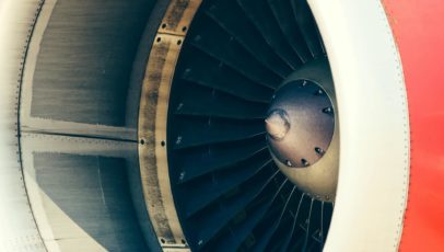 ¿Qué es el combustible aéreo sostenible y por qué debería importarte?