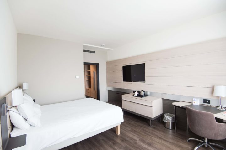 How to cancel non-refundable hotels