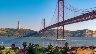 Best online travel agencies in Portugal