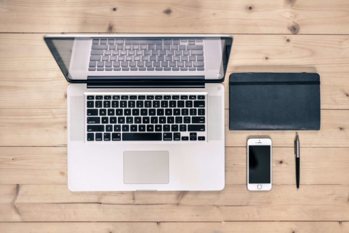 Online corporate travel agency vs traditional agency: which is better?