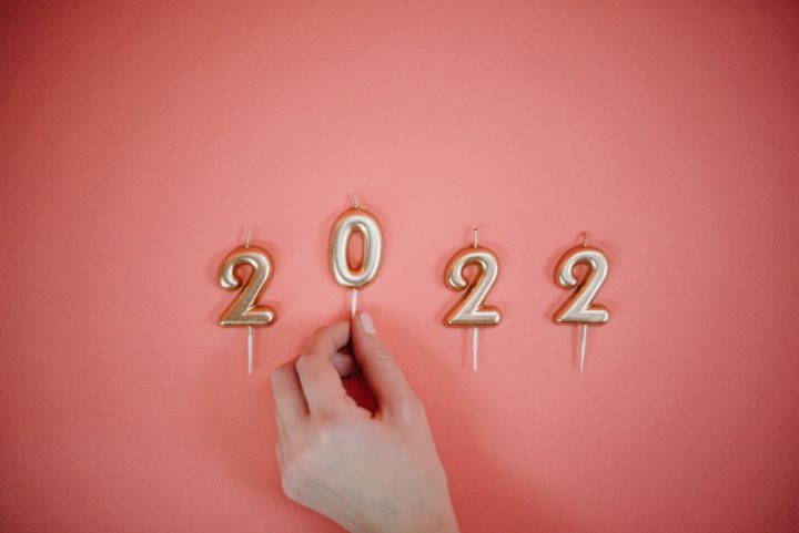 12 tips to plan an unforgettable office holiday party