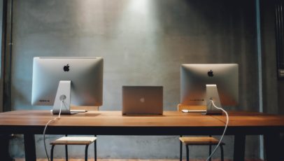 Top hybrid work trend stats from global companies for 2022