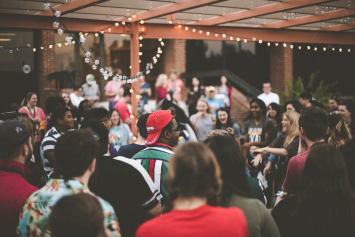 Company retreat costs: how to stay within budget