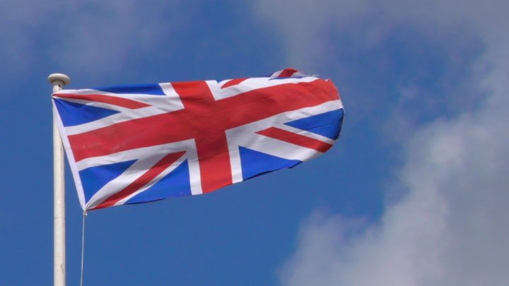 10 Fun team-building activities in the UK