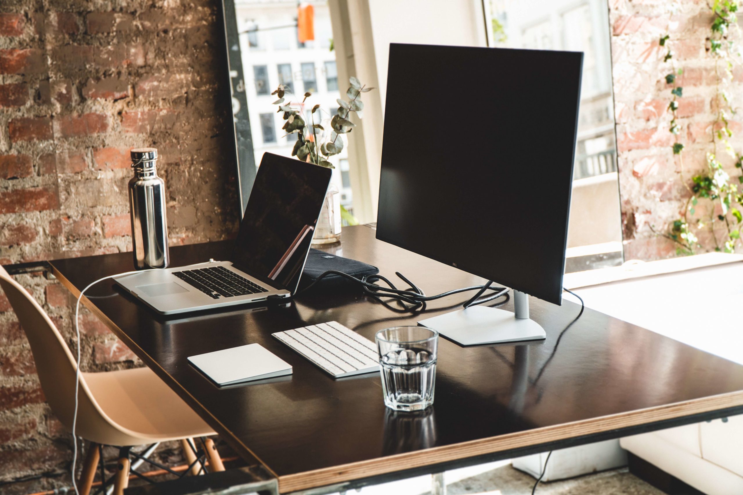 Is there a good business travel agency near me?