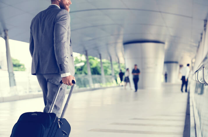 8 Gadgets every business traveler should have